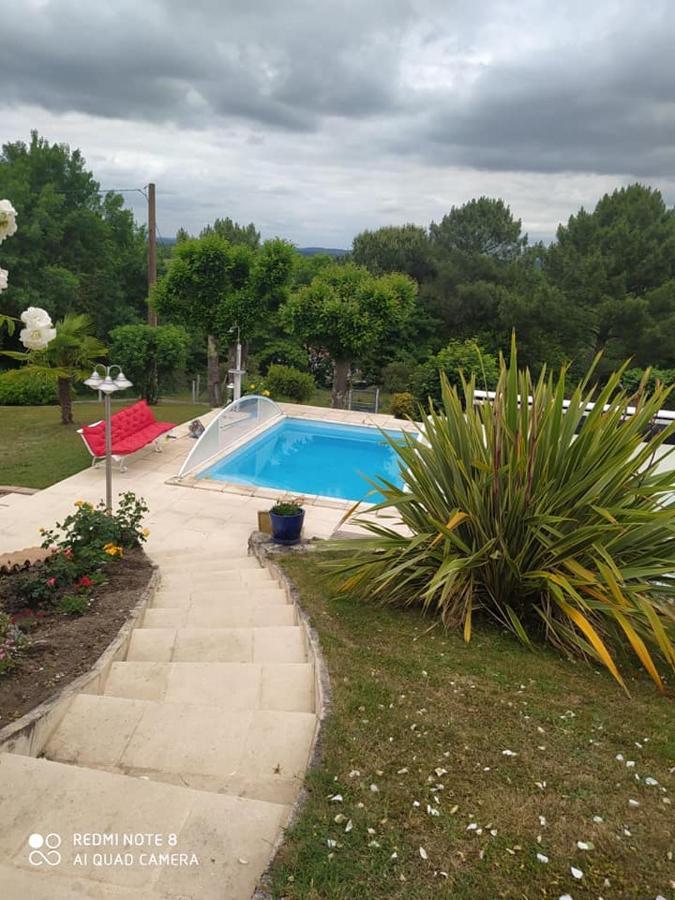 A Tous Vents Hotel La Roche-Chalais ภายนอก รูปภาพ